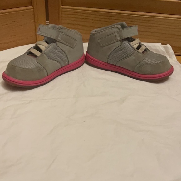 Nike air Jordan hightops! Grey and pink! Size 10c - Picture 3 of 6